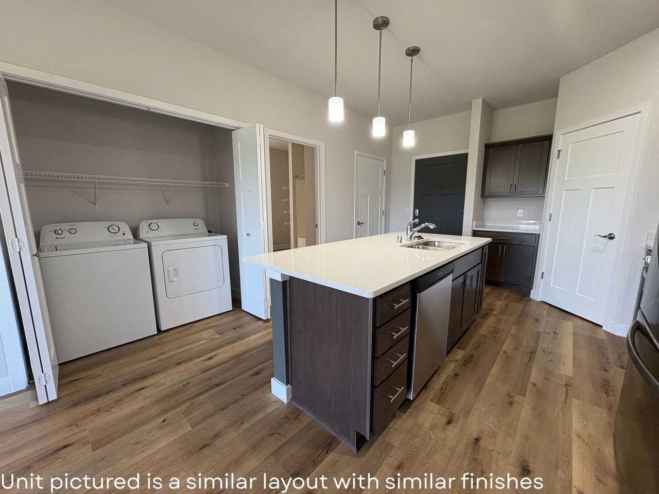 The Residences at Jamestown Quarry - Photo 4 of 50