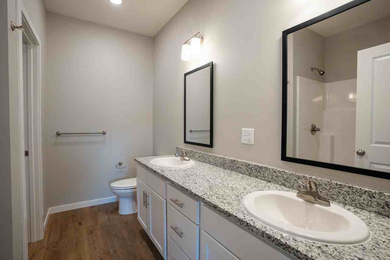 1726 Cash Dr - Photo 2 of 26