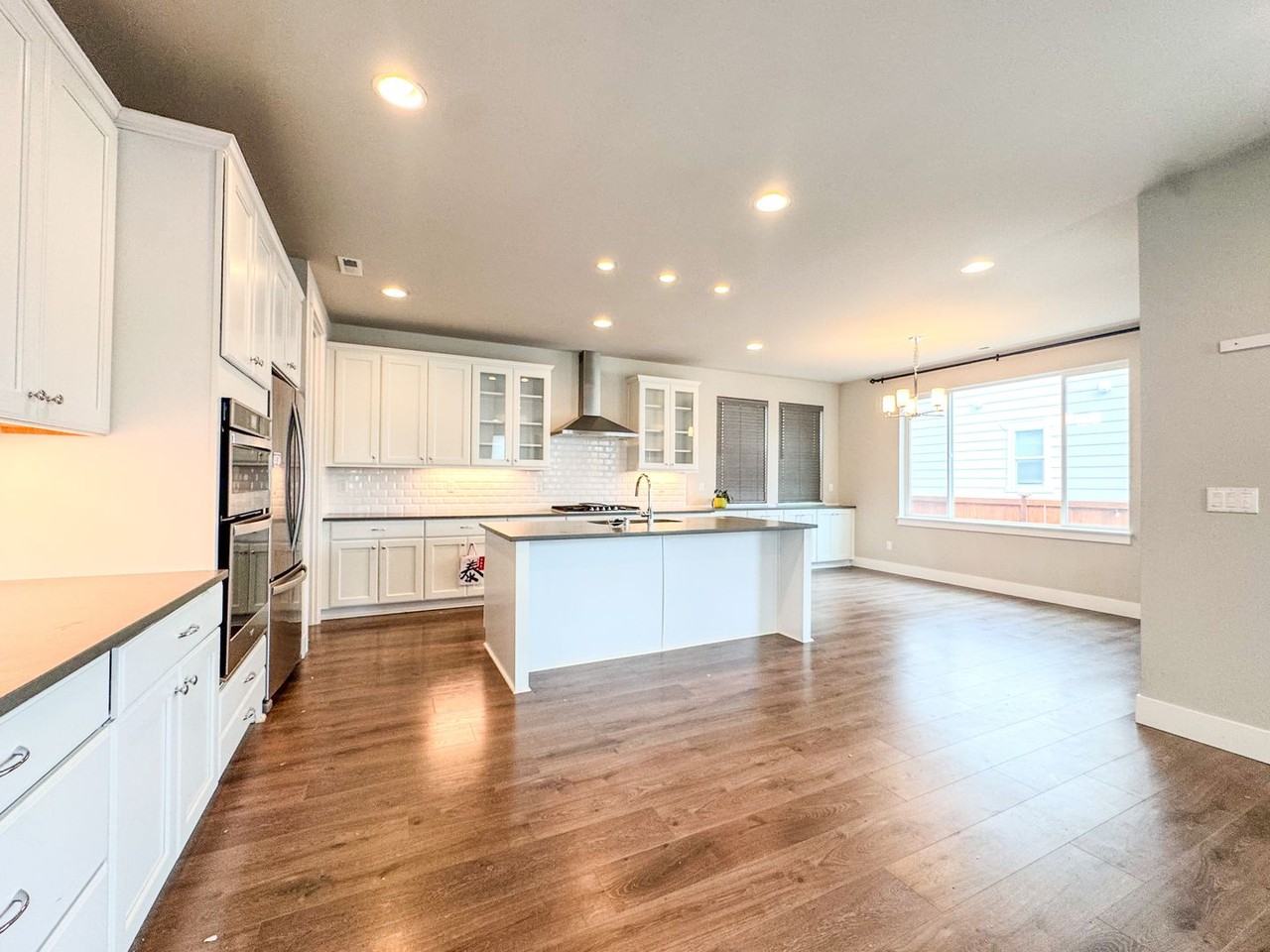 23615 Se 269th Ct - Photo 3 of 28