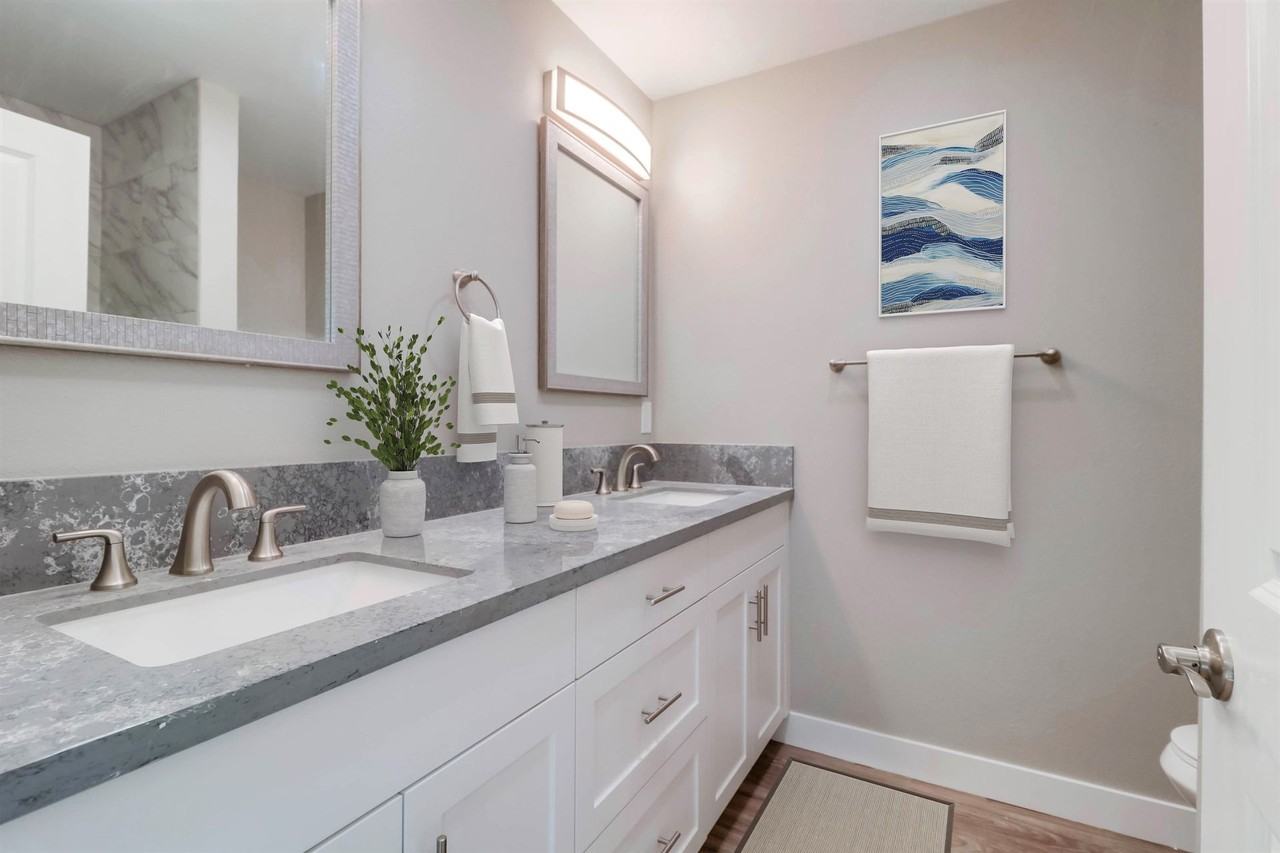 Vulcan Alley - Photo 4 of 5