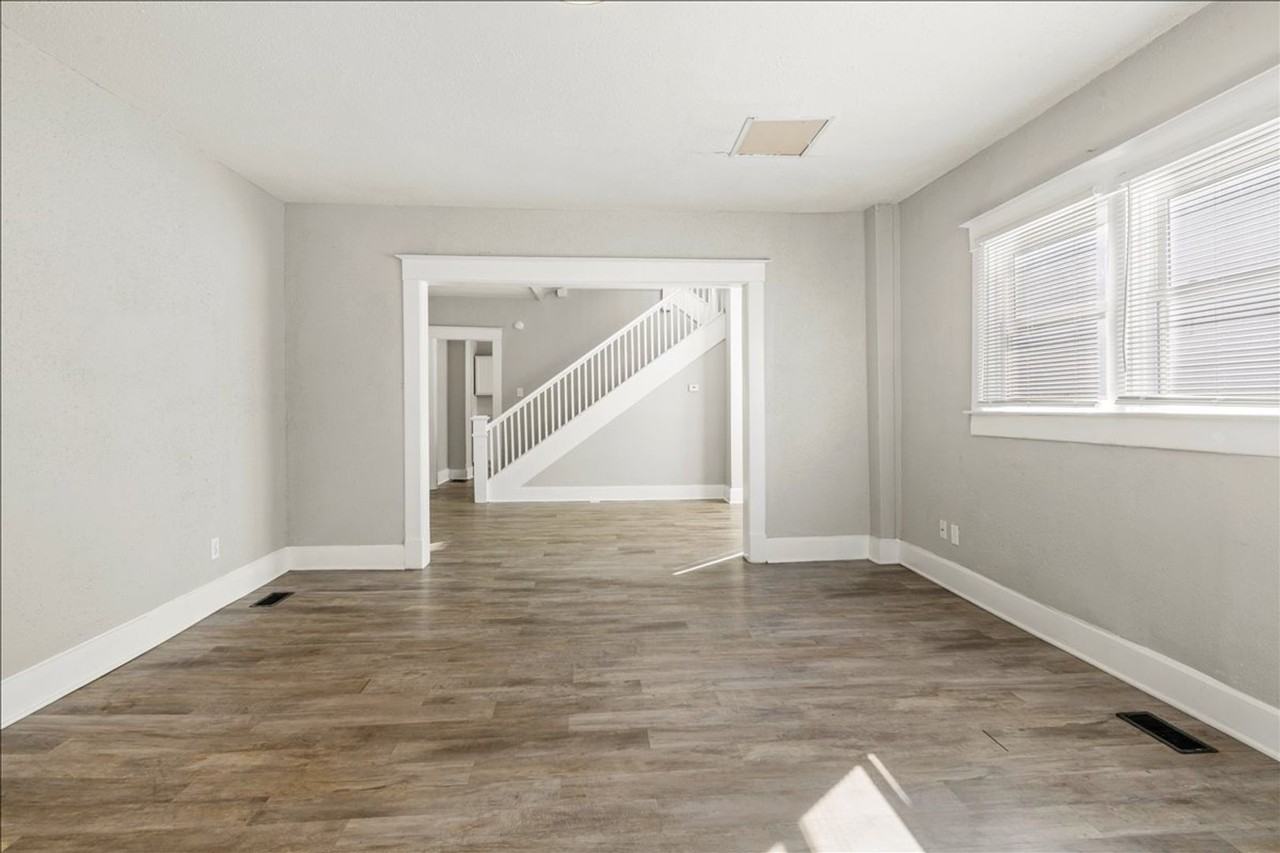 617 N Parker Ave - Photo 3 of 18