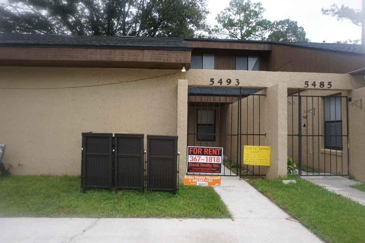 5493 Pinehaven Court