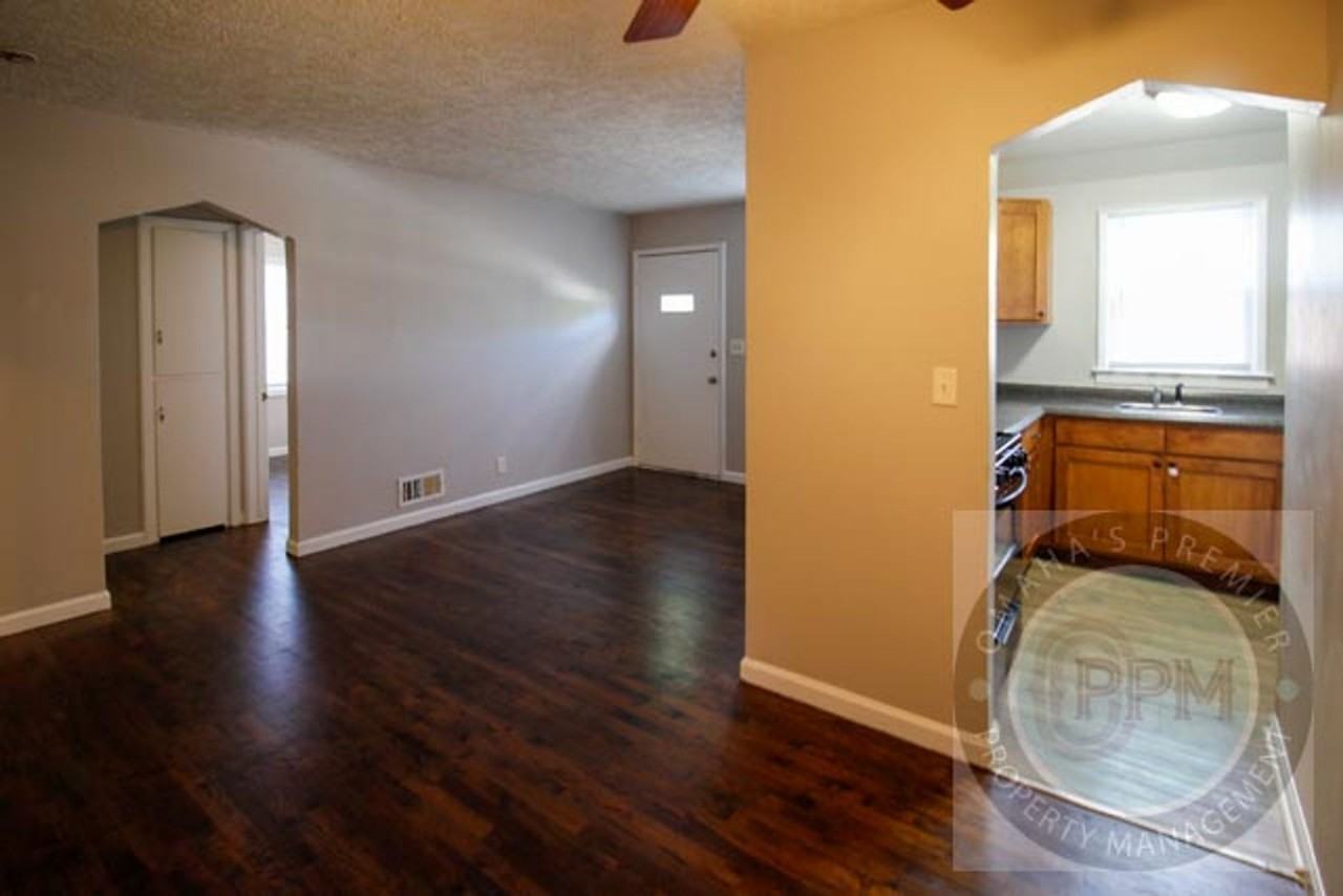 2119 Monroe St - Photo 3 of 17