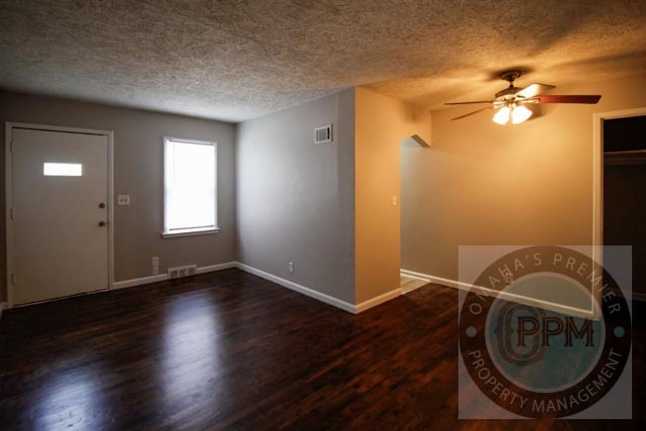 2119 Monroe St - Photo 6 of 17