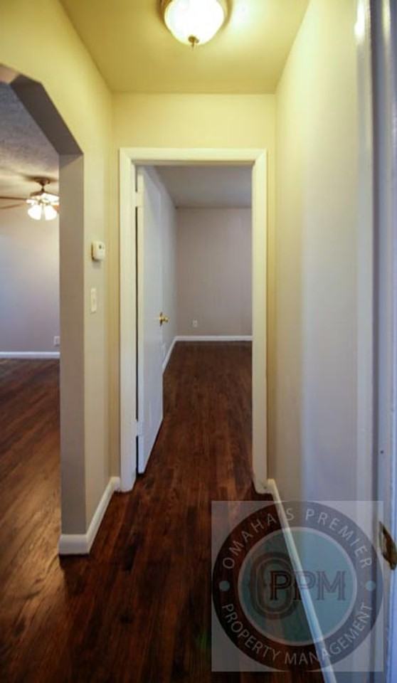 2119 Monroe St - Photo 7 of 17