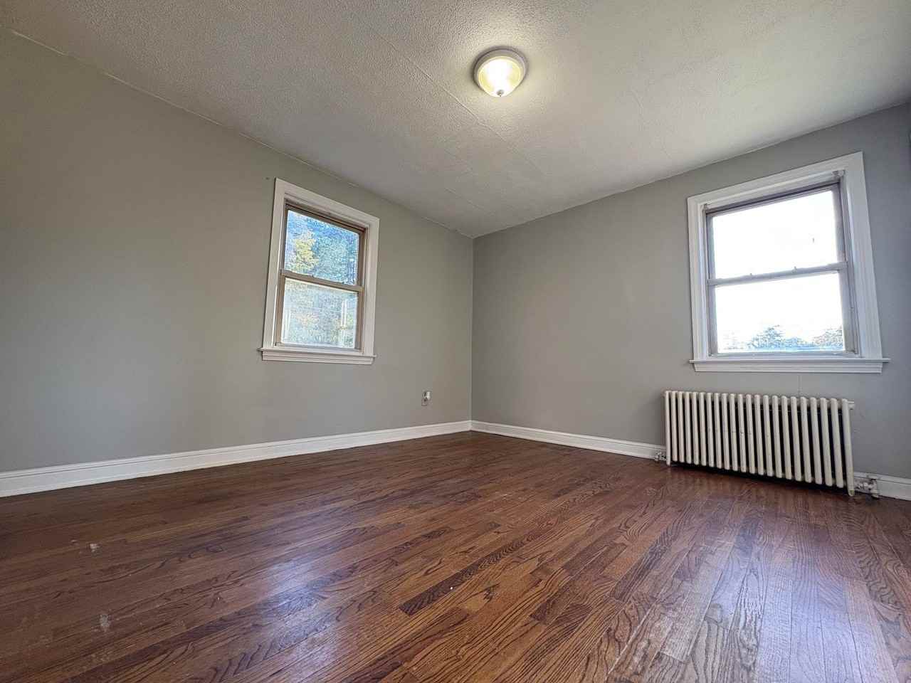 600 Wadsworth St - Photo 6 of 19