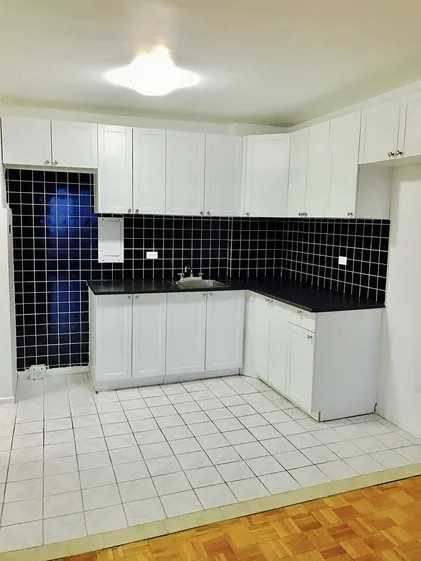 3555 Rue Berri - Photo 2 of 13