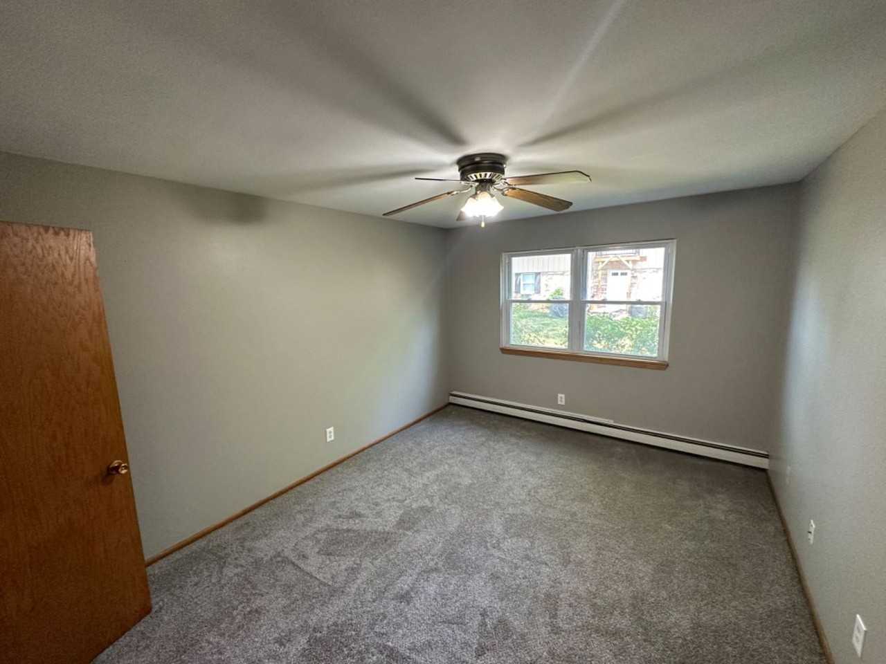 5700 West Wahner Avenue #114 - Photo 5 of 10