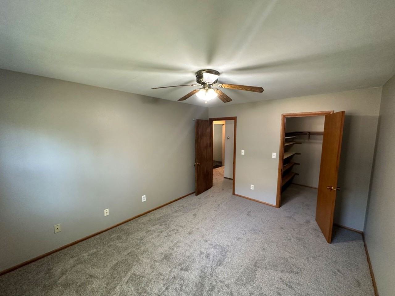 5700 West Wahner Avenue #114 - Photo 7 of 10