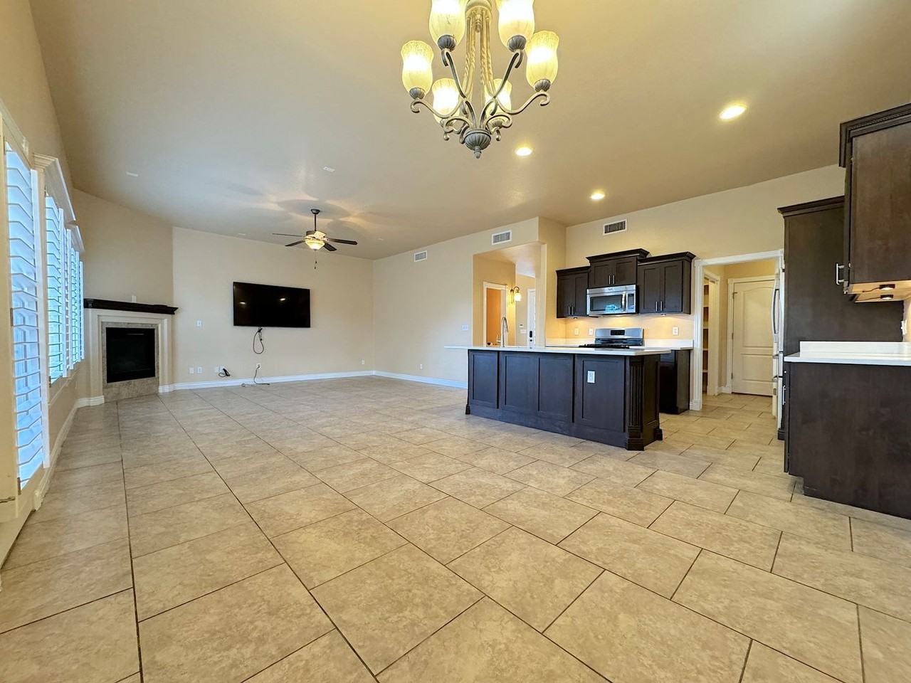 11629 Saint Martin Way - Photo 5 of 43