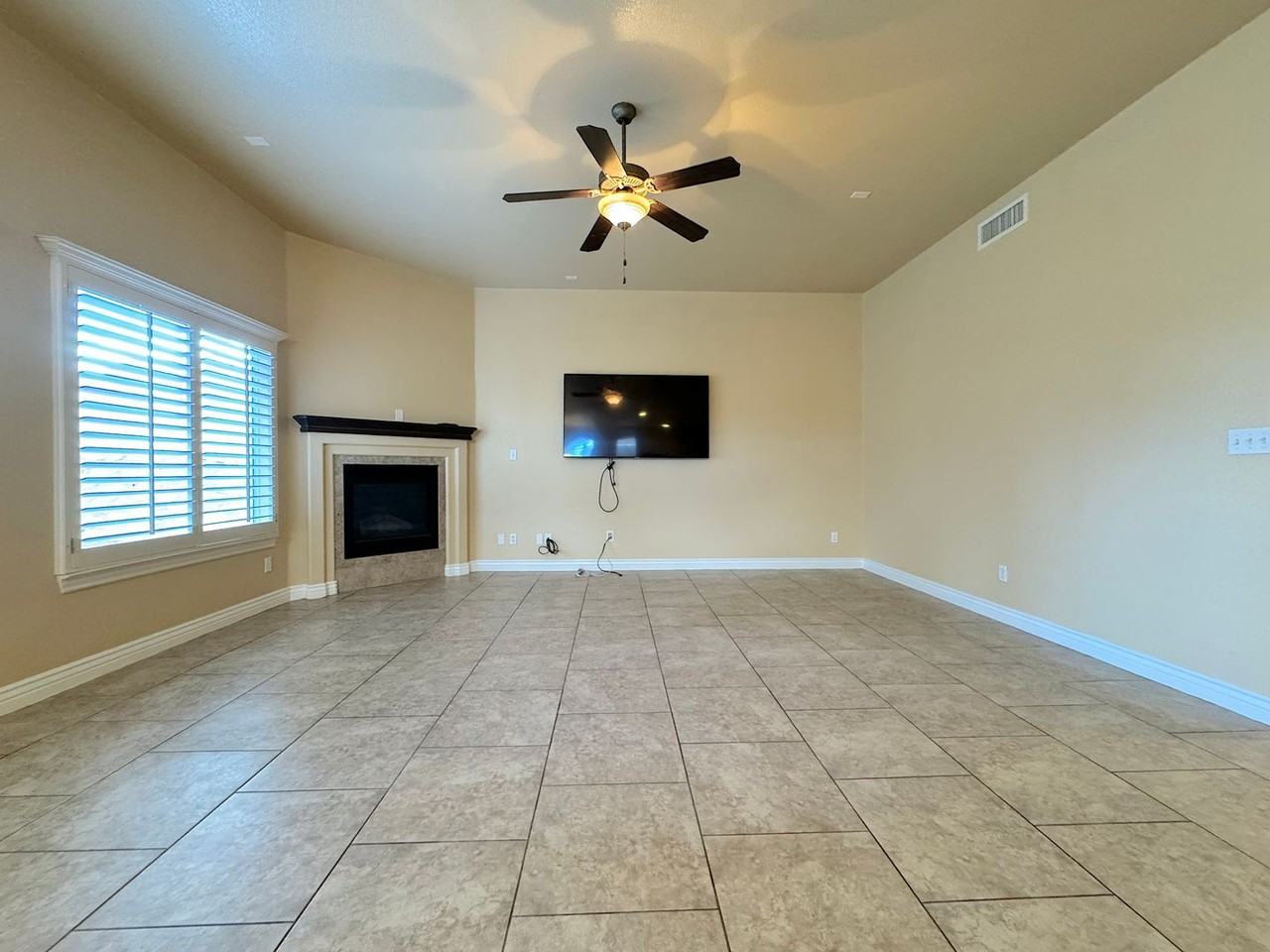 11629 Saint Martin Way - Photo 7 of 43