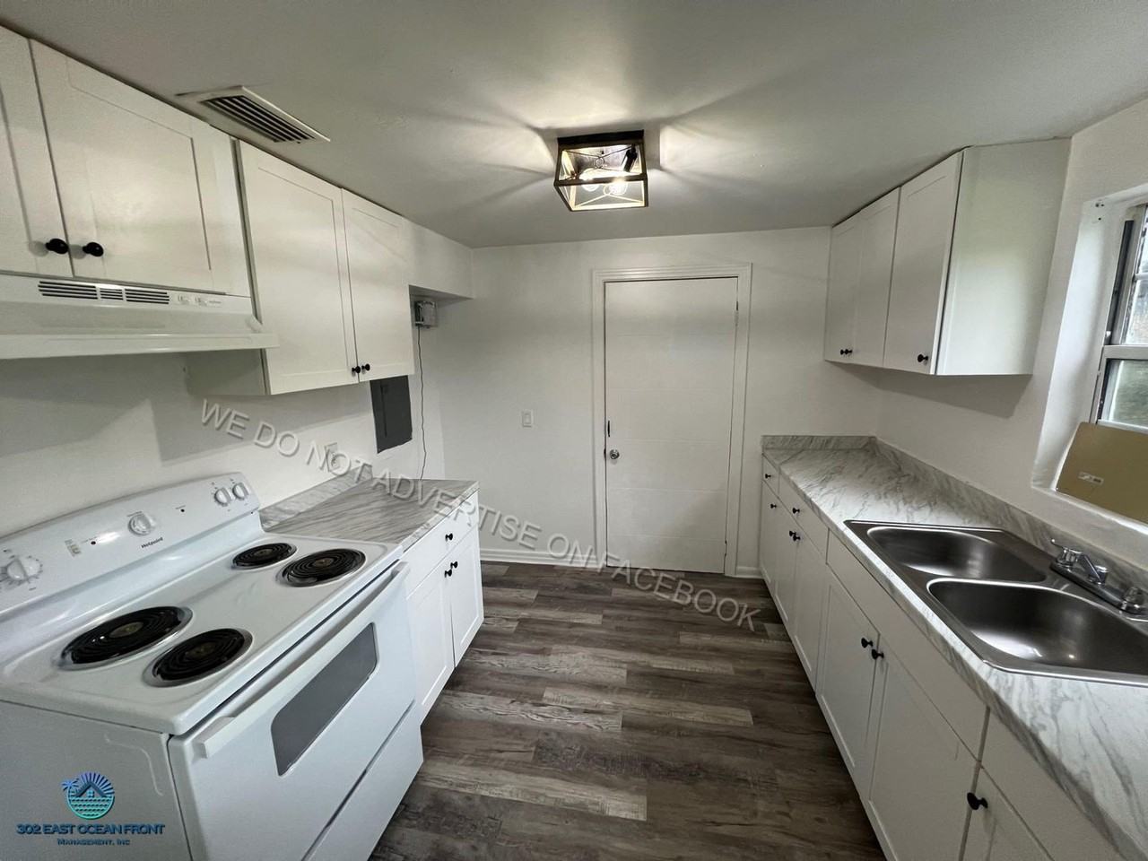 9034 Adams Ave - Photo 4 of 16