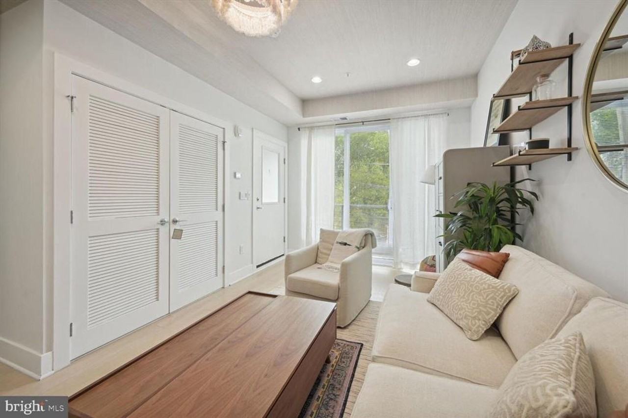 4016 Georgia Ave Nw - Photo 4 of 13