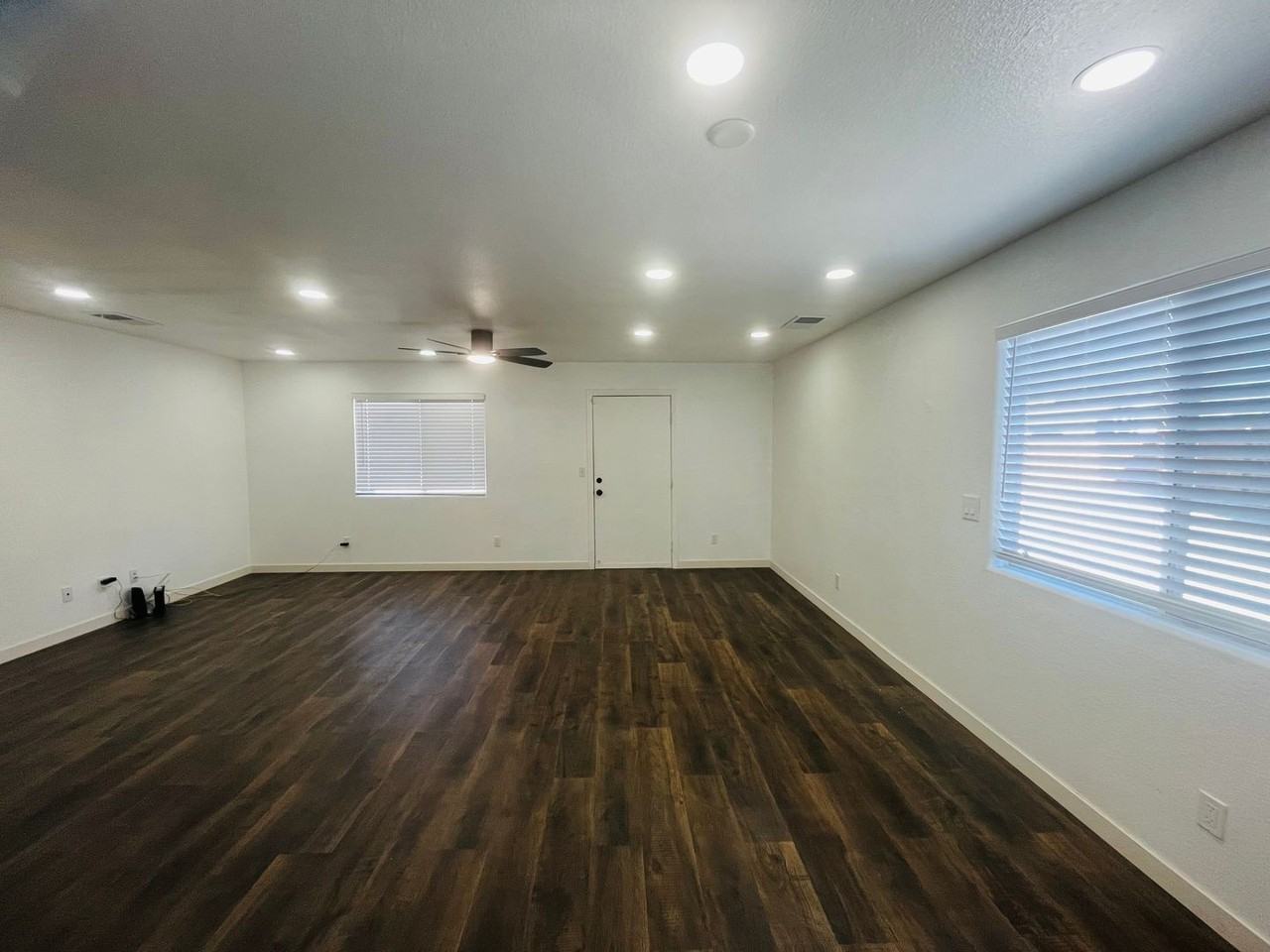 24986 Paseo Robles - Photo 3 of 16
