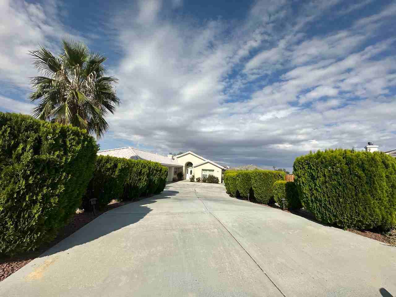 8520 Bolero Dr - Photo 2 of 42