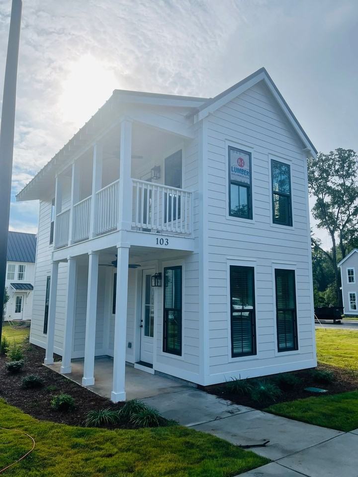 103 Gardenia Ln - Photo 2 of 31