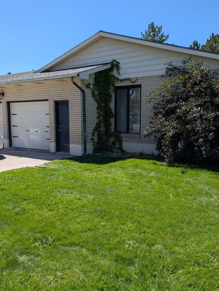 155 East Griffith Road