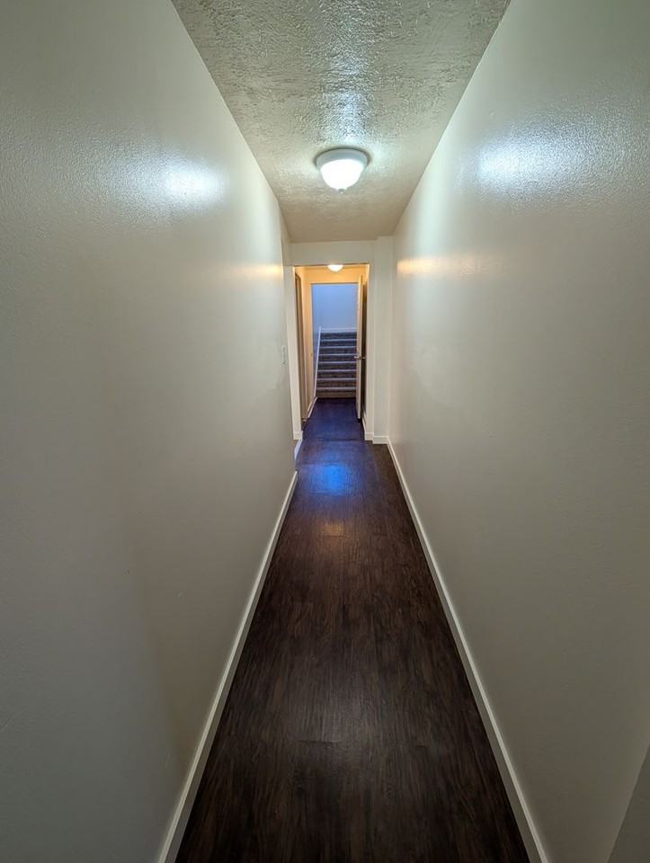 155 East Griffith Road - Photo 3 of 23