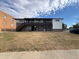 featured image of 2902 N Rockwood Dr