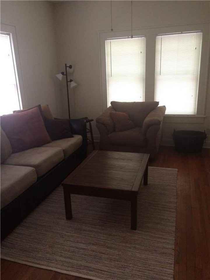 707 1/2 Graham Pl - Photo 5 of 17