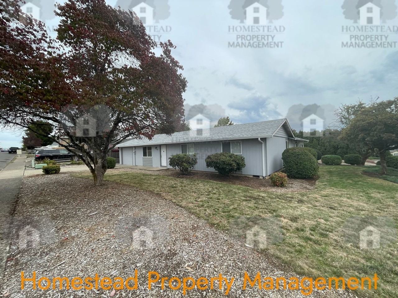 215 215 NE Fern Ave - 534 NE Dallas Dr. - Photo 2 of 21