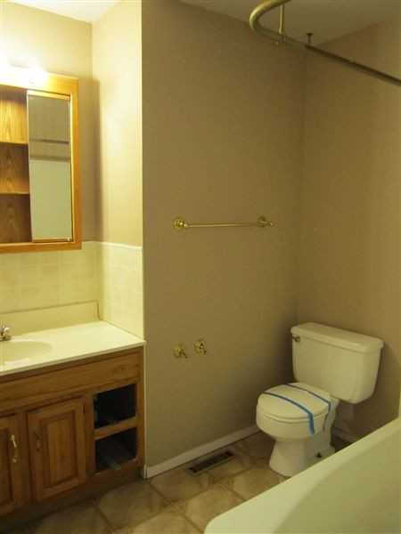 4710 Wainwright Ave - Photo 3 of 10