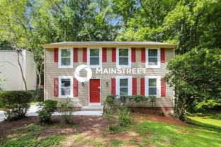 694 Stoneside Dr - Photo 1 of 1