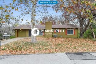 5833 N Lenox Ave - Photo 1 of 1