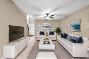 512 N Foxridge Dr - Photo 1 of 1