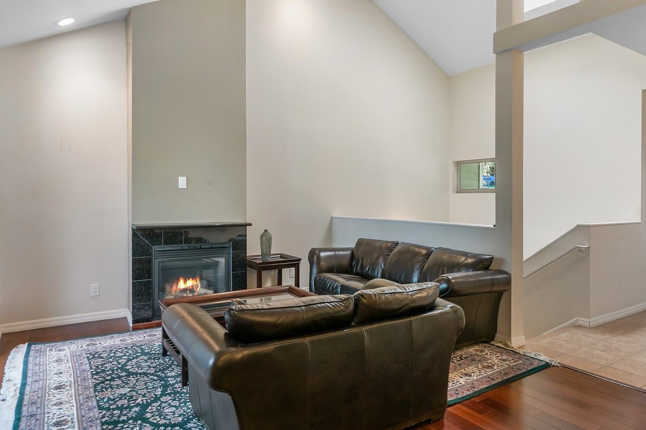 27112 Sugar Pine Dr #NA - Photo 2 of 9