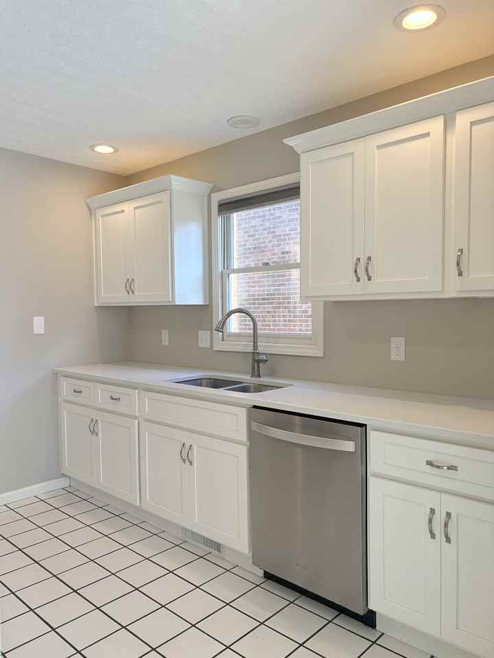 747 Steeplechase Way #NA - Photo 6 of 20