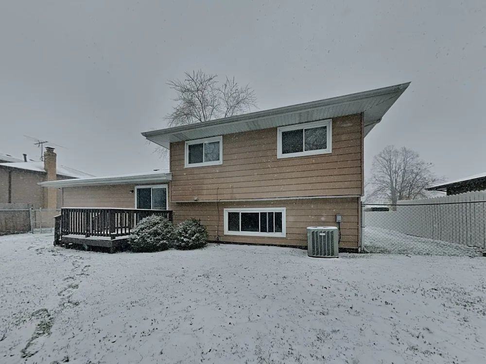 702 Cambridge Ave #NA - Photo 2 of 8