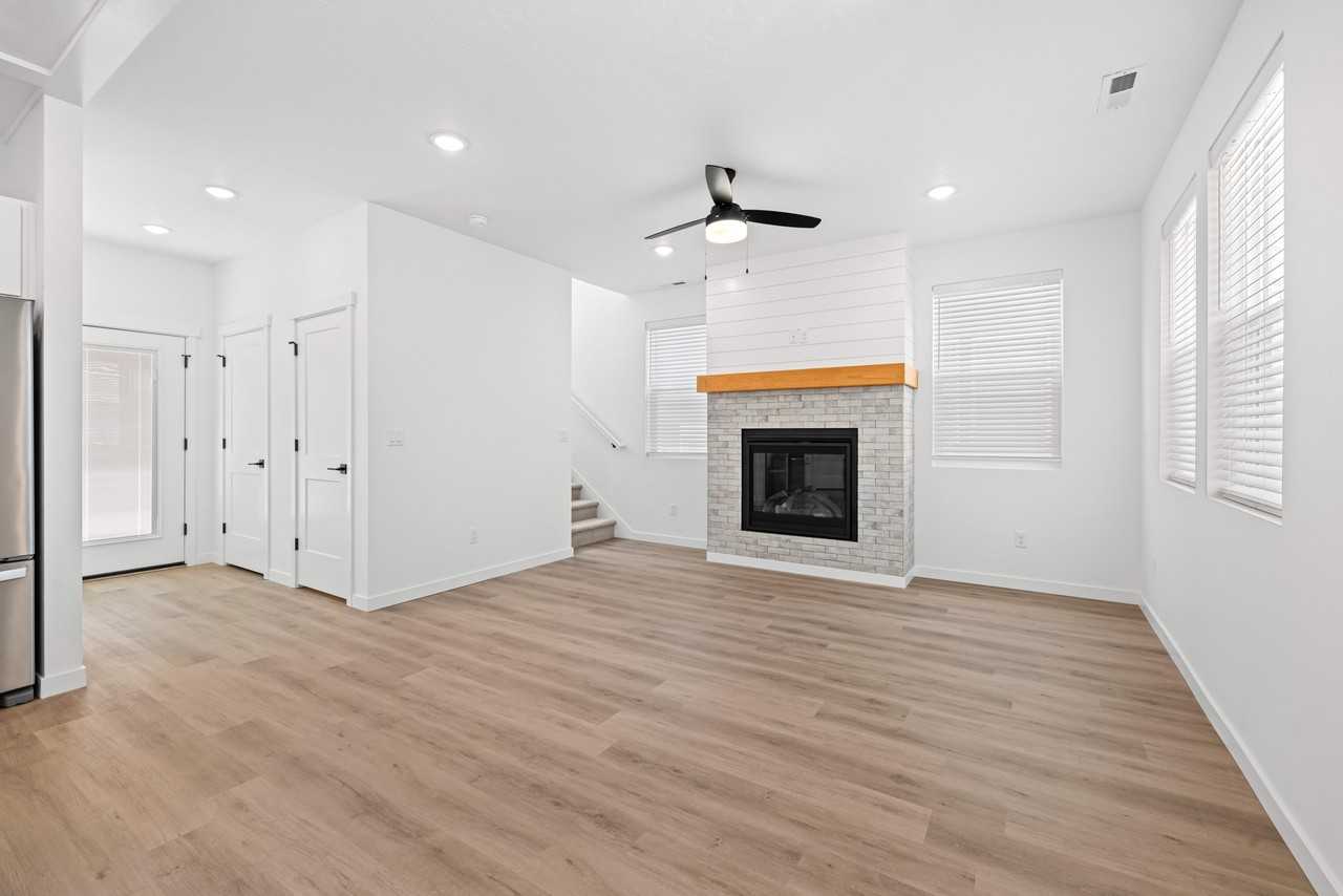 4113 Saylor Ln #NA - Photo 4 of 7