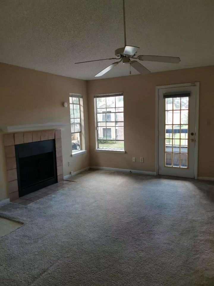 5530 Chrishire Way #D207 - Photo 2 of 7