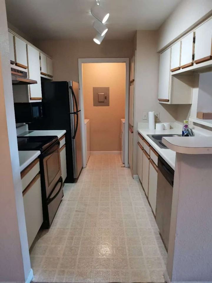 5530 Chrishire Way #D207 - Photo 4 of 7