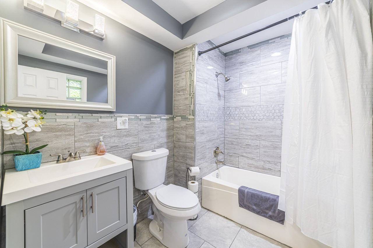 5501 Van Buren St #NA - Photo 4 of 38