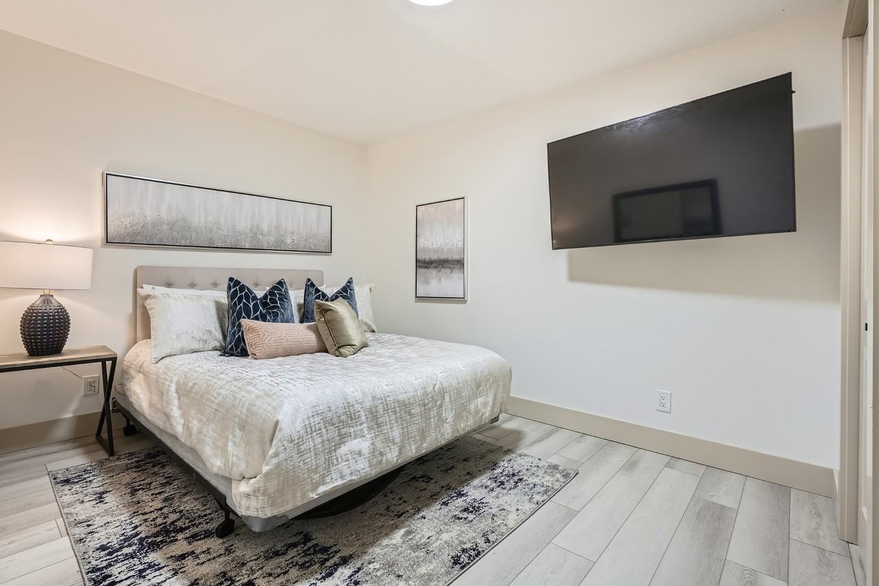 1204 Druid Knoll Dr Ne #1204 - Photo 4 of 38