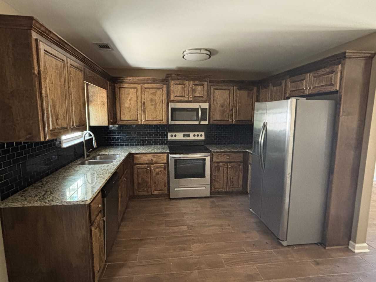 216 North Roosevelt Haskell Street #6 - Photo 3 of 12