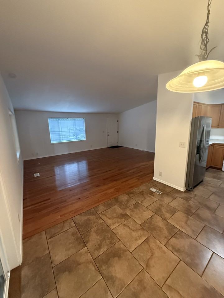 19221 12th Ave Ne #NA - Photo 3 of 16