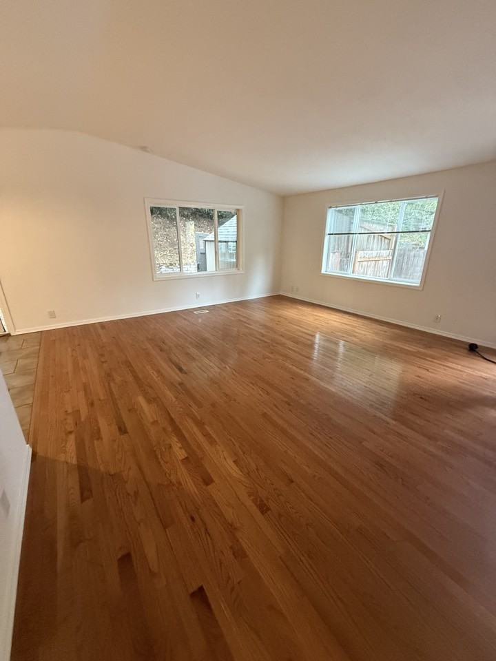19221 12th Ave Ne #NA - Photo 6 of 16