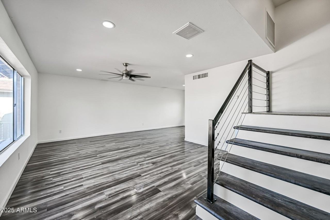 5761 West Cholla Street - Photo 5 of 25