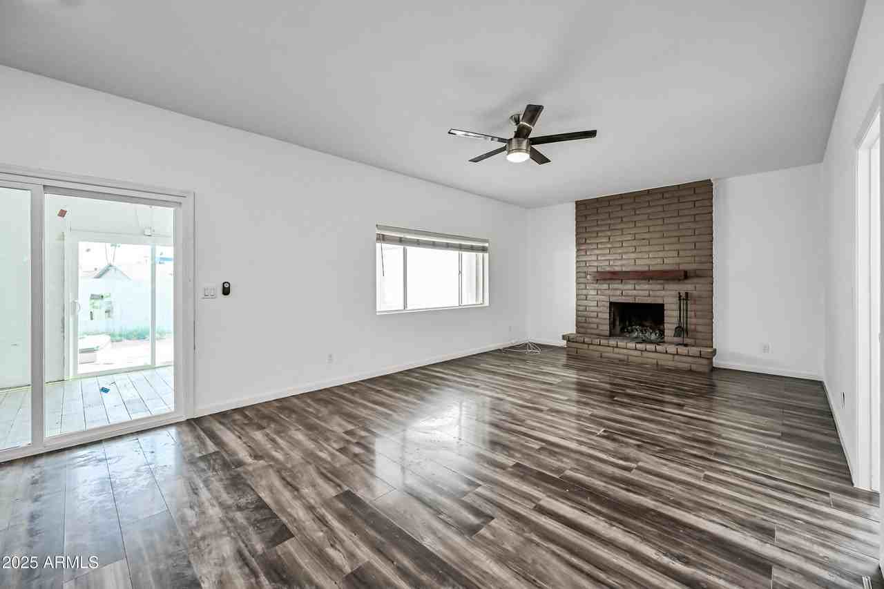 5761 West Cholla Street - Photo 6 of 25