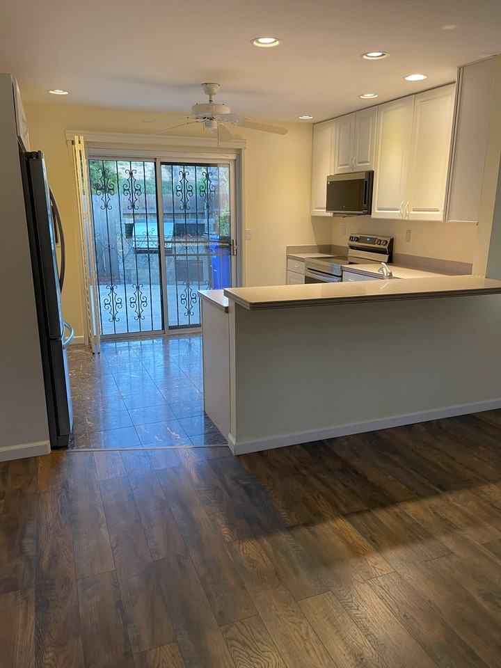 8299 Echo Dell Rd #NA - Photo 4 of 20