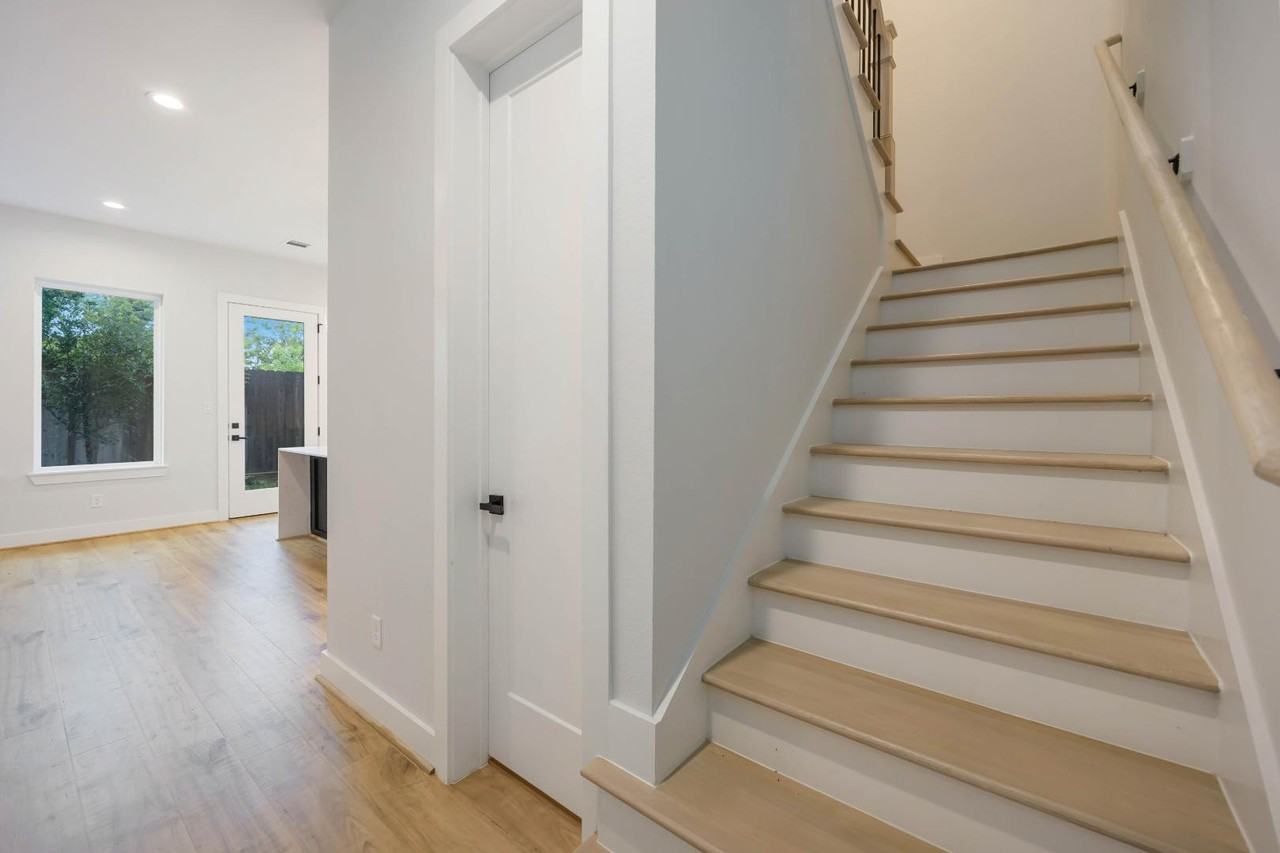 6124 De Campo St - Photo 4 of 20