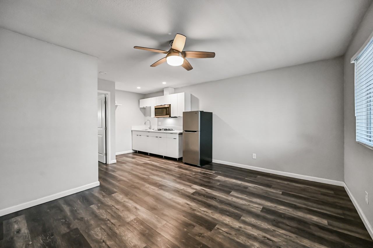 3025 North 32nd Street #31 - Photo 4 of 22