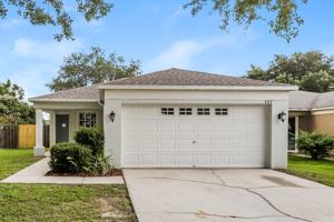 featured image of 447 Maple Pointe Dr