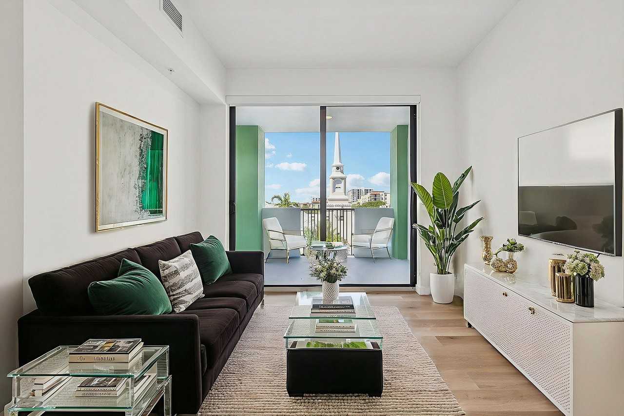 The Tropic - Photo 6 of 39