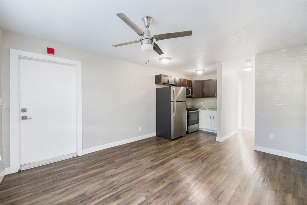 Jade Palms - Photo 2 of 9