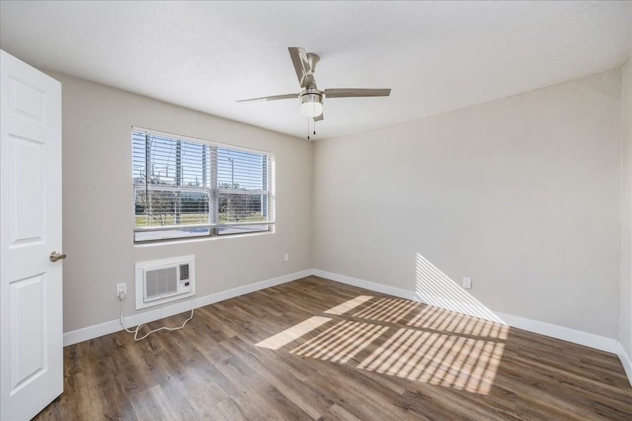 Jade Palms - Photo 3 of 9