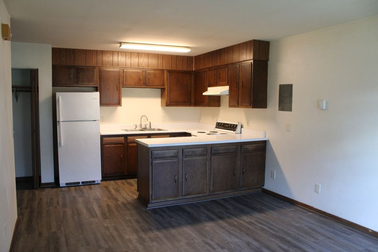 461 Grant - Photo 3 of 21